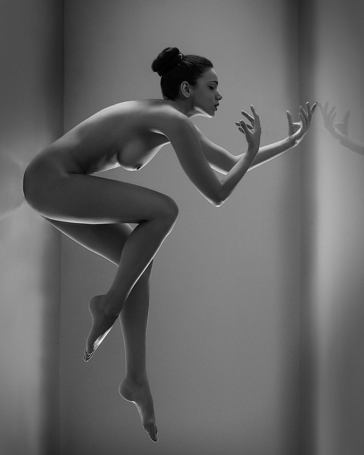 The indian origin nude art model who's challenging how we view the female body