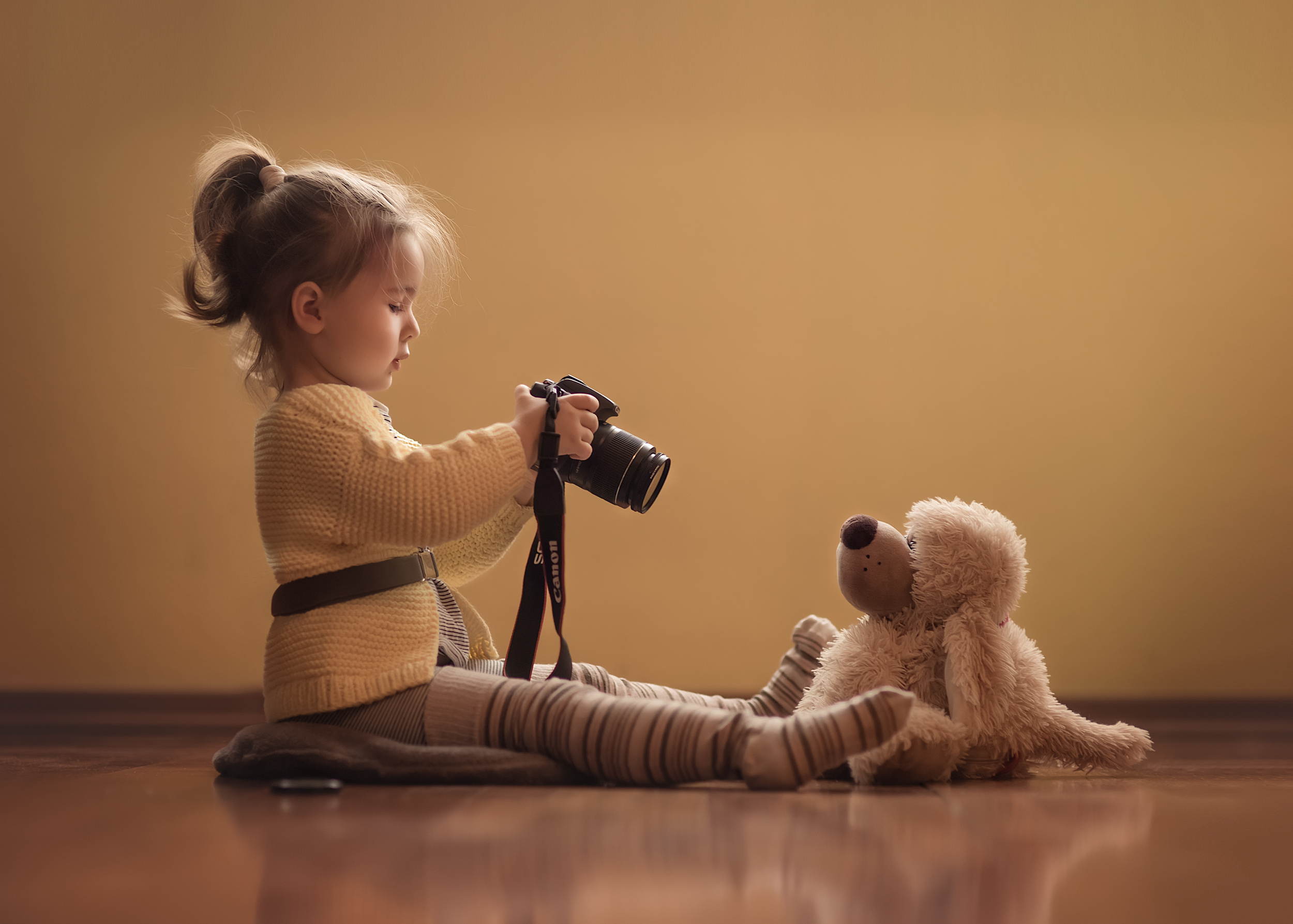 Ребенок фотограф